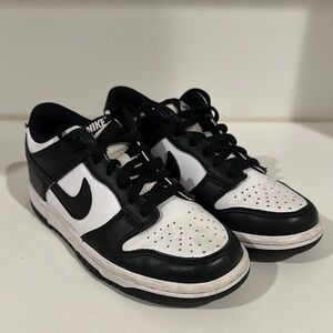Nike Dunk Low Sneakers